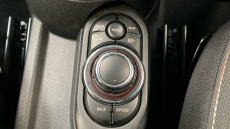 MINI Hatchback 1.5 Cooper Classic 3dr Auto Petrol Hatchback